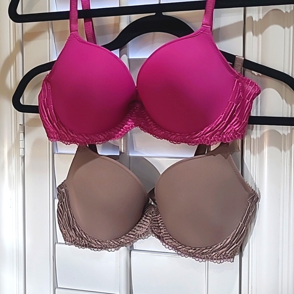2 Wacoal bras
